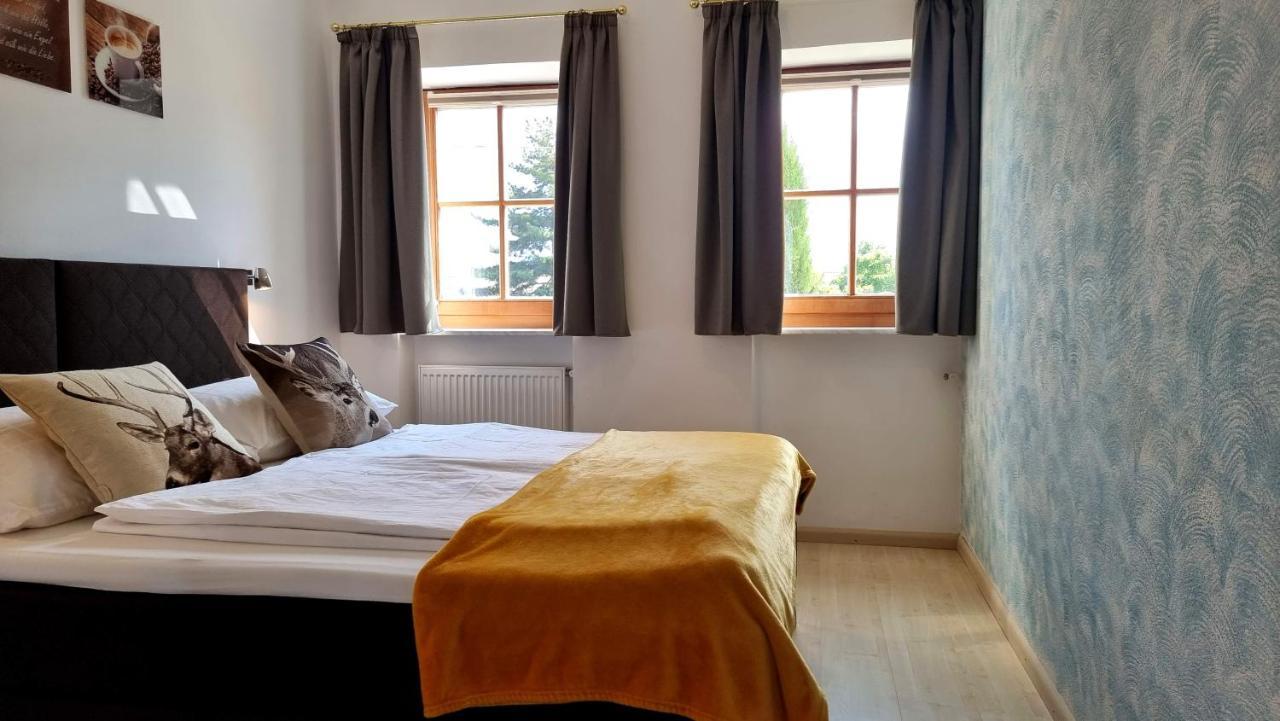 Boutique Appartamento Bacchus Marlengo Bagian luar foto