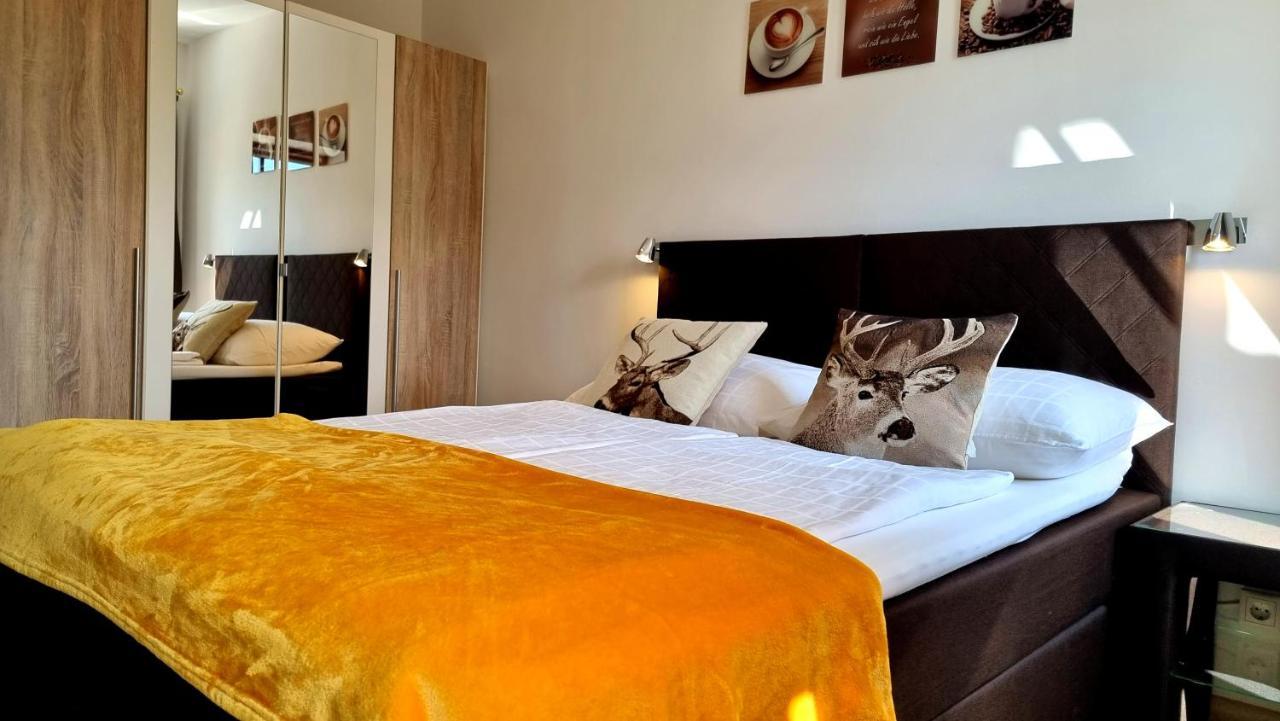 Boutique Appartamento Bacchus Marlengo Bagian luar foto