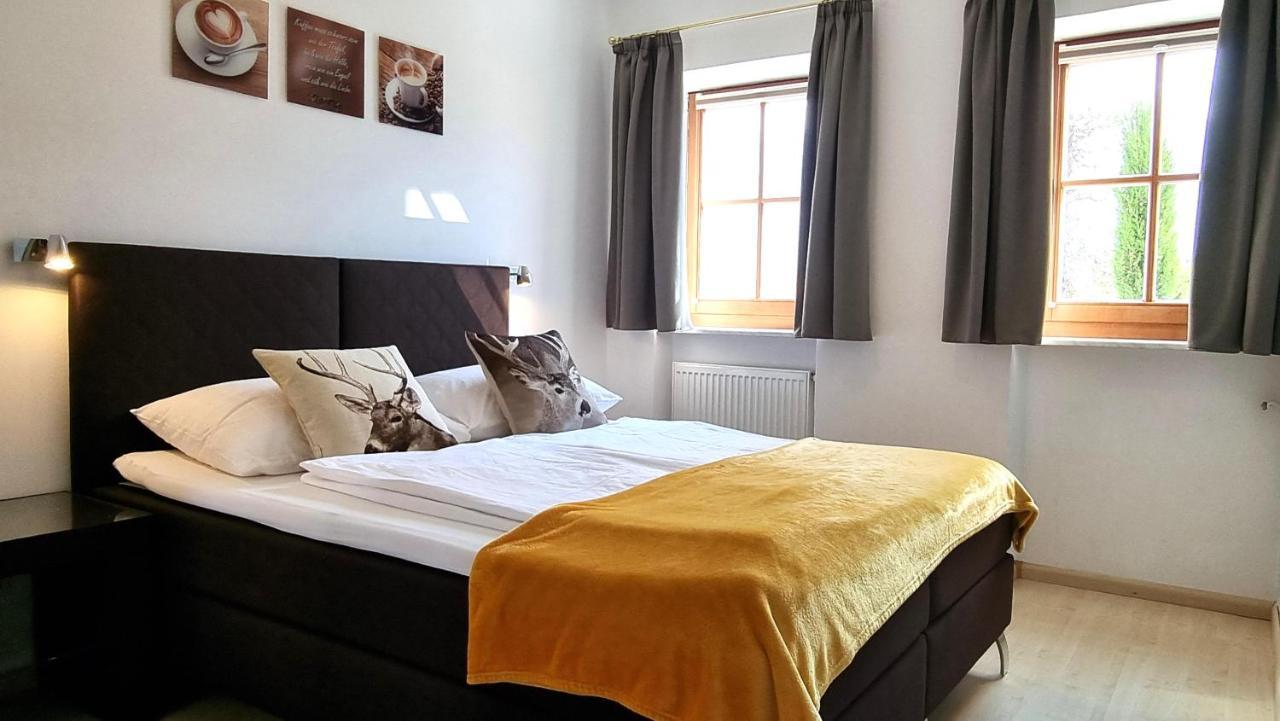 Boutique Appartamento Bacchus Marlengo Bagian luar foto