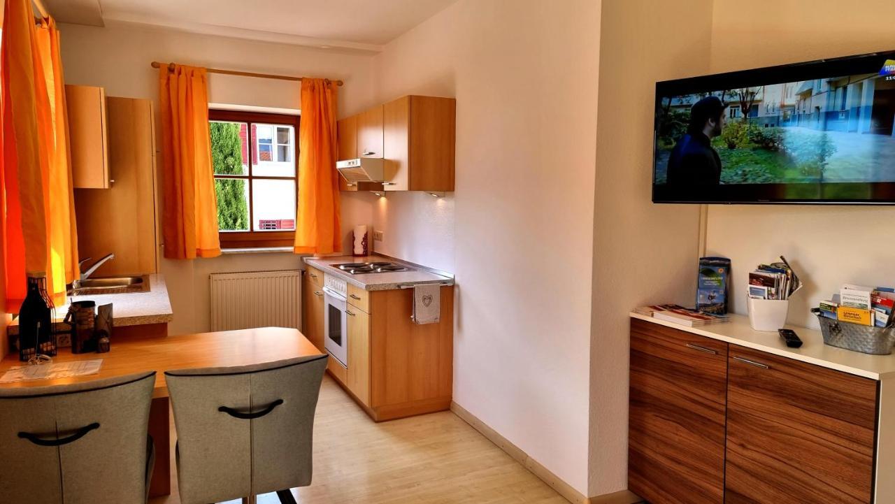 Boutique Appartamento Bacchus Marlengo Bagian luar foto