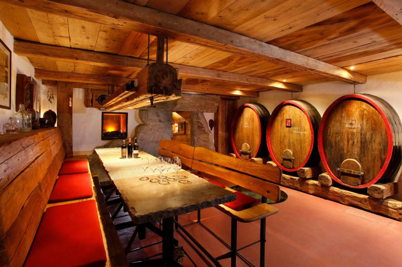 Boutique Appartamento Bacchus Marlengo Bagian luar foto