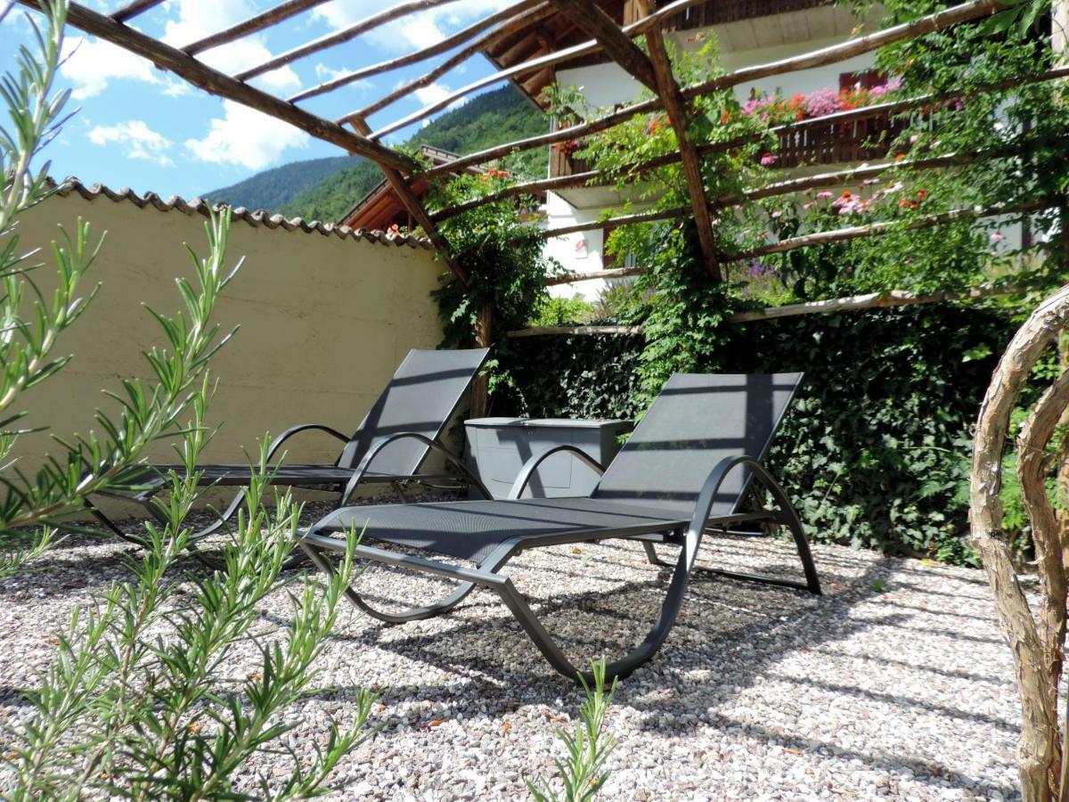 Boutique Appartamento Bacchus Marlengo Bagian luar foto
