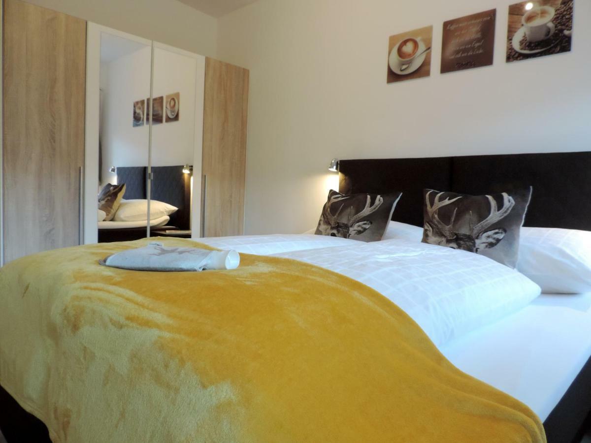 Boutique Appartamento Bacchus Marlengo Bagian luar foto
